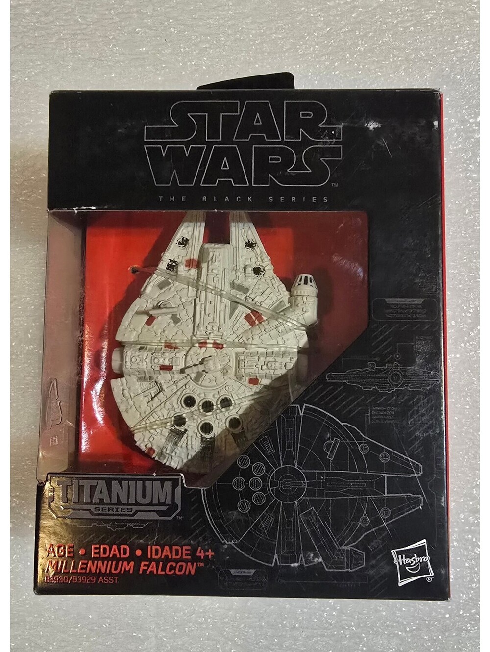 Star Wars The Black Series Titanium #01 Millennium Falcon 2015 Hasbro NIB B3930